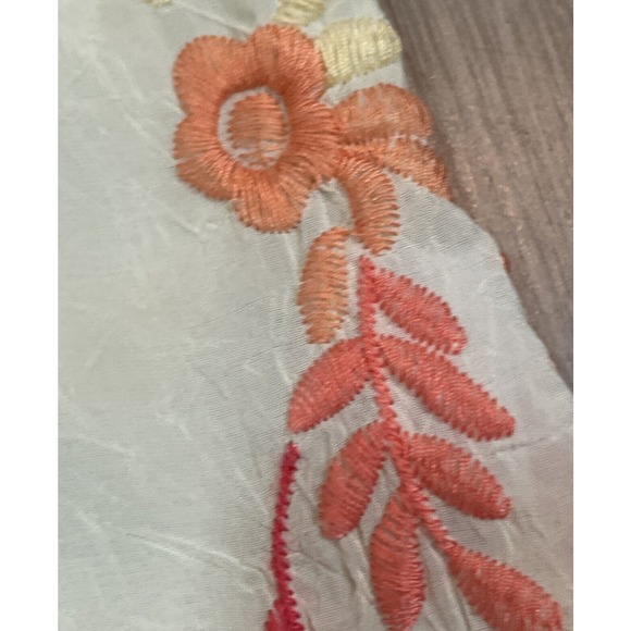 Johnny Was Womens Embroidered Tunic Top Flowers Pale Yellow Size Small - Picture 6 of 11